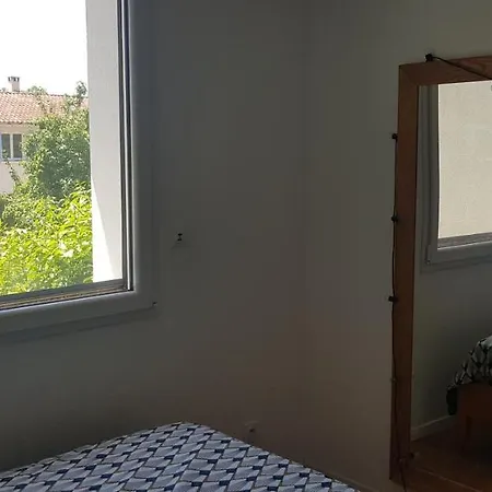 1 Dans Maison Avec Piscine 民宿